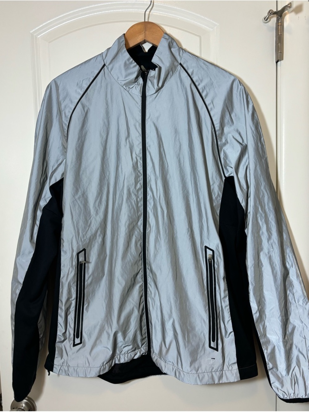 OGIO Men's Reflective Lightweight Jacket - Silver/Black